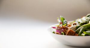 Vegan Tarifler: Etsiz ve Sütlü Beslenenler İçin Lezzet Şöleni