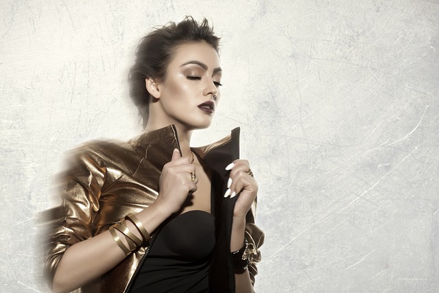 2024'te Moda Trendleri: Bu Yılın En Yeni Stil İpuçlarını Keşfedin 2024'te Moda Trendleri: Bu Yılın En Yeni Stil İpuçlarını Keşfedin